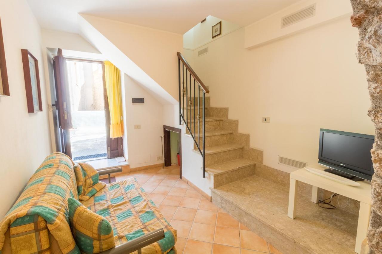 Domus Aurea Borgo House Appartement Cefalù Buitenkant foto
